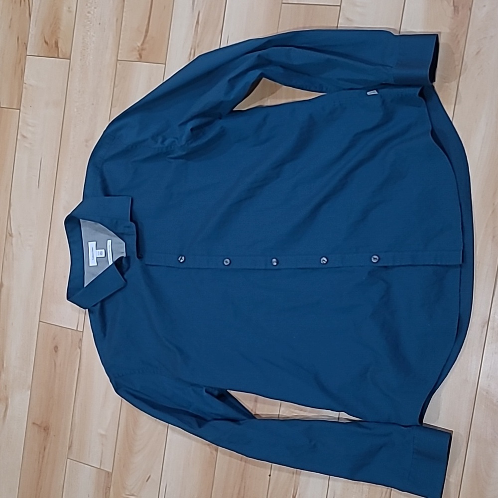 Calvin Klein men's XL button up shirt